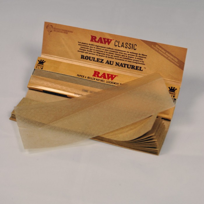 Feuille RAW avec cartons  Papier à rouler slim non blanchi + tips